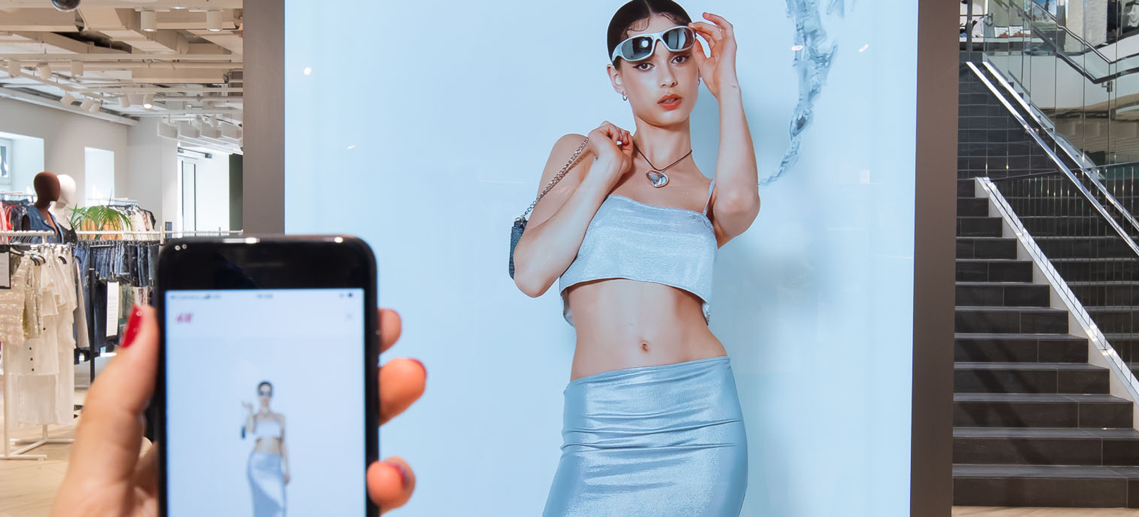 H&M - Virtual Mannequin